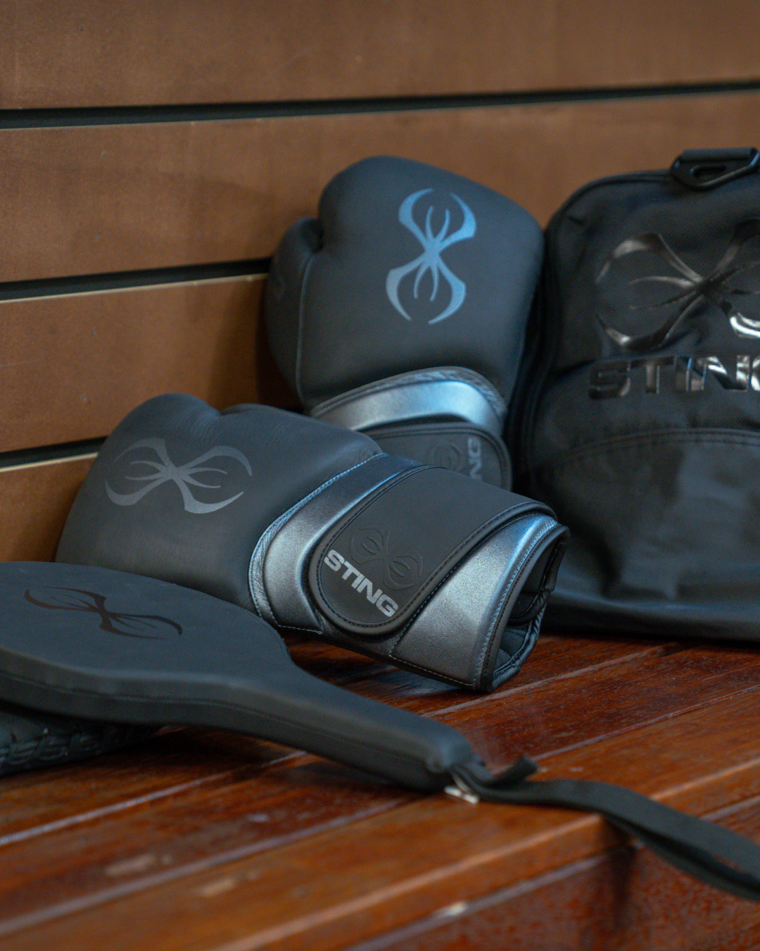 Viper X Apex Edition Boxing Glove